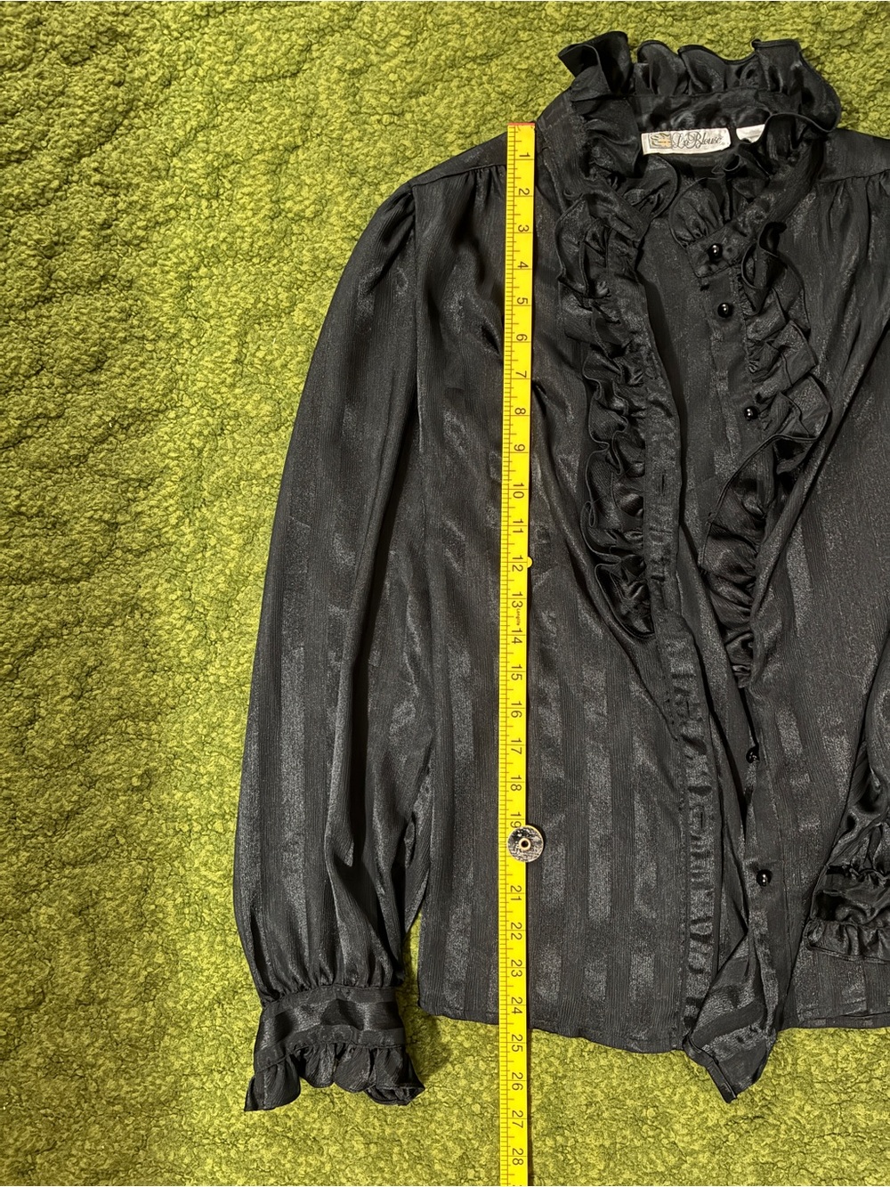 Vintage La Blouse Black Ruffled Button-Up - Picture 9 of 12